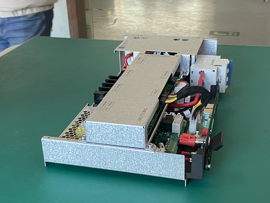 128V 40S 50A BMS integrado para gestão do armazenamento de energia solar